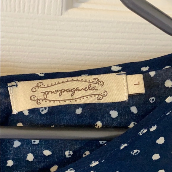 Propaganda blue blouse - slightly cropped - Picture 2 of 3